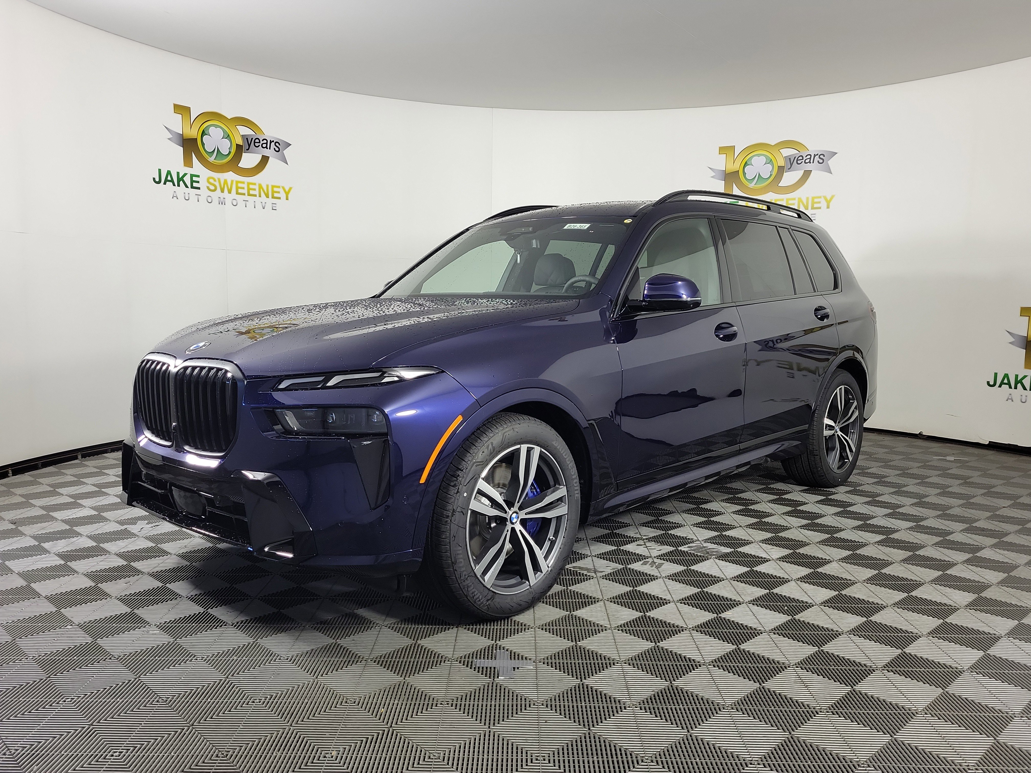 New 2026 BMW X7 xDrive40i w/ M Sport Package image 3