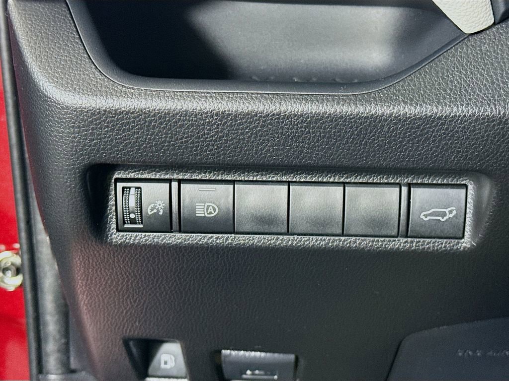 Certified 2021 Toyota RAV4 XLE w/ Convenience Package image 20
