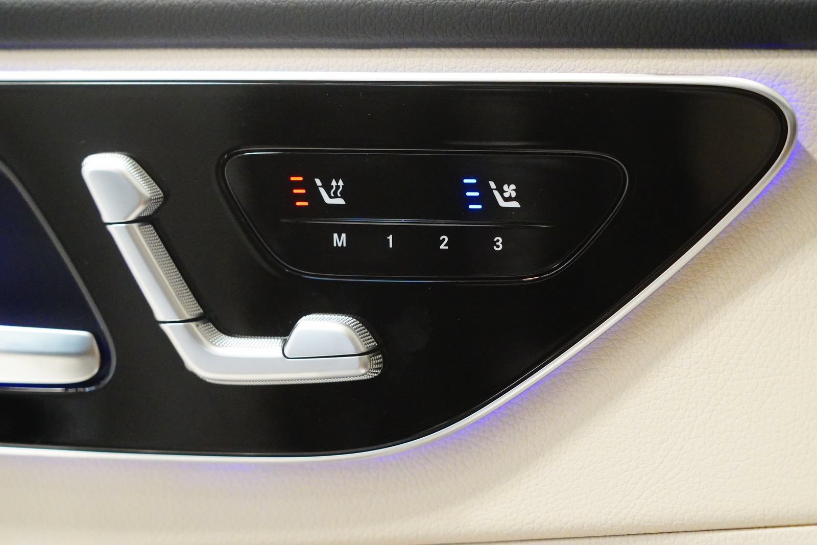 New 2026 Mercedes-Benz C 300 4MATIC Sedan image 29