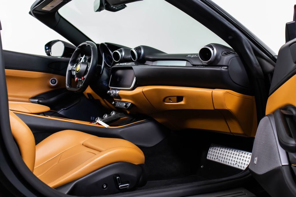 Certified 2019 Ferrari Portofino image 49