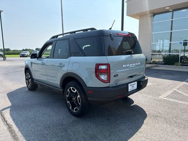 Certified 2023 Ford Bronco Sport Outer Banks w/ Tech Package AWD/4WD image 7