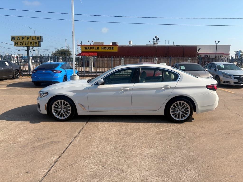 Used 2023 BMW 530i xDrive w/ Convenience Package AWD/4WD image 4