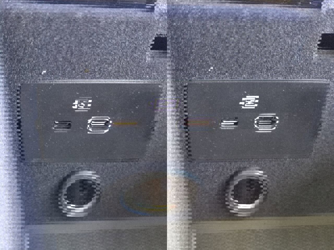 New 2026 Volvo XC90 T8 Plus image 21