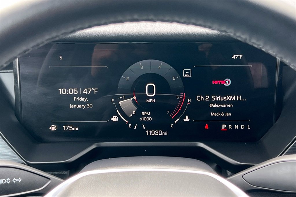 Used 2025 GMC Acadia Elevation image 26