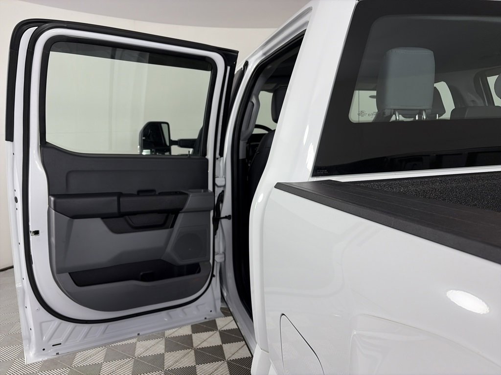 Used 2023 Ford F350 XL image 12