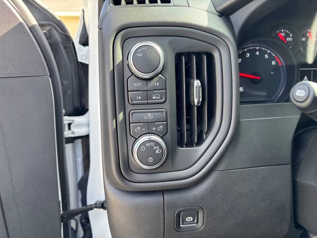 Used 2026 GMC Sierra 1500 Pro w/ Graphite Edition AWD/4WD image 25