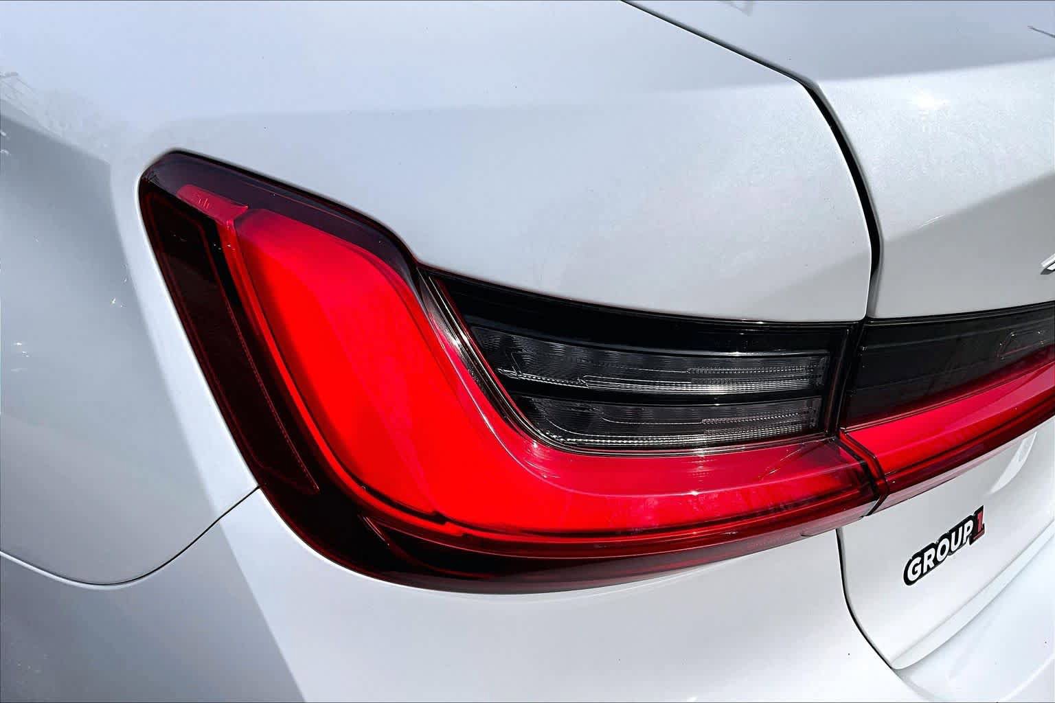 Used 2020 BMW 330i xDrive Sedan w/ Executive Package AWD/4WD image 27