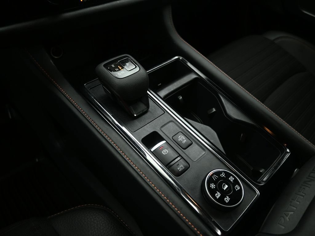 Used 2023 Nissan Pathfinder Rock Creek image 17