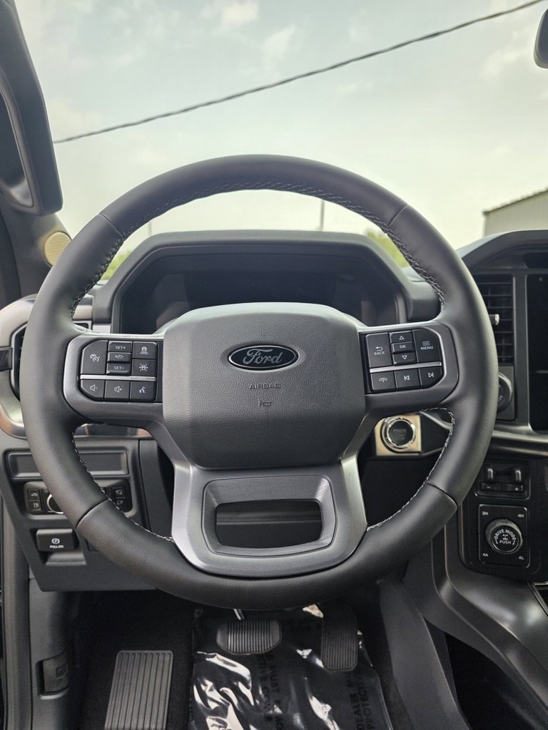 New 2025 Ford F150 Lariat w/ Equipment Group 501A Mid image 15