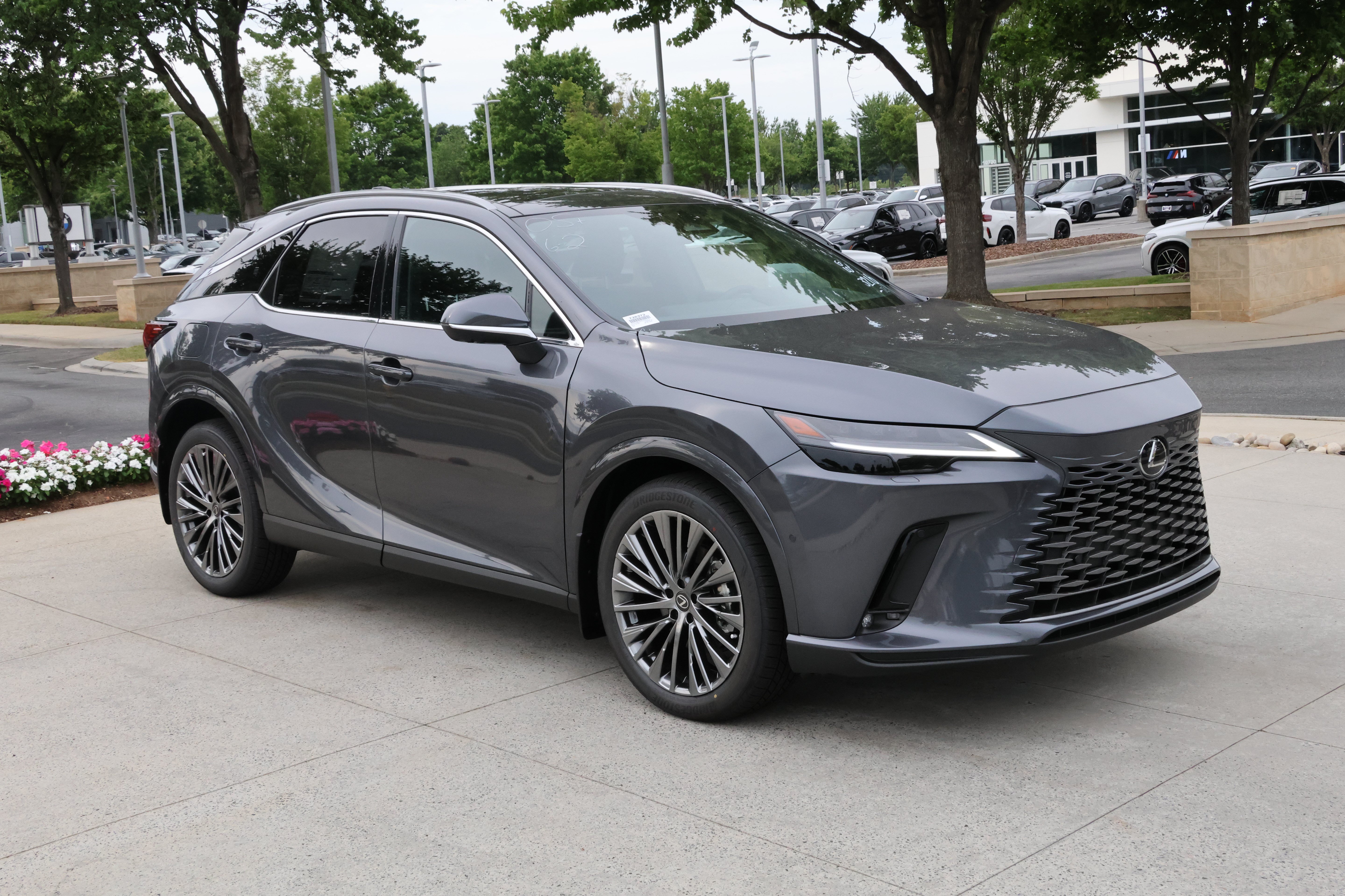New 2026 Lexus RX 450h AWD image 2