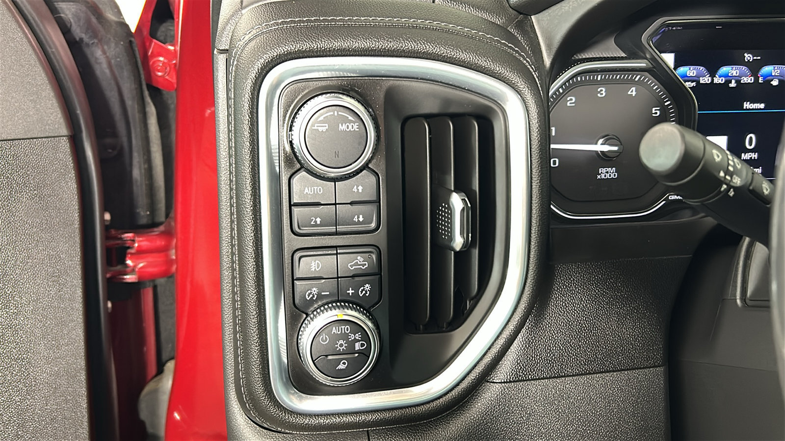 Used 2021 GMC Sierra 1500 Denali AWD/4WD image 24