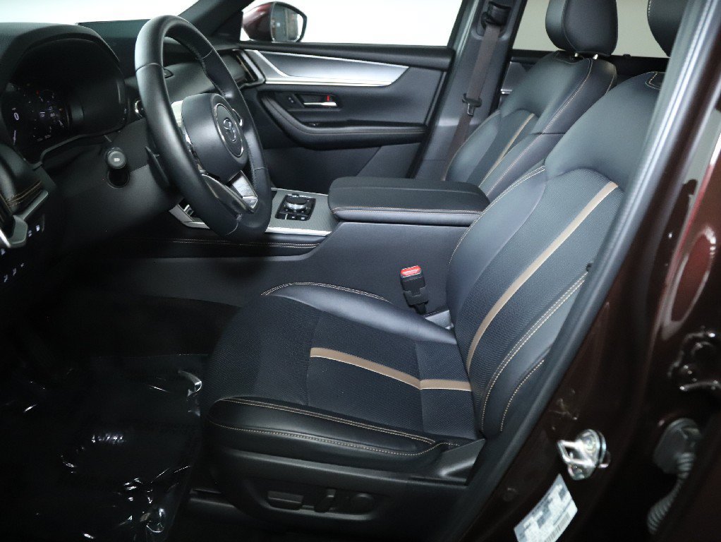 Used 2024 MAZDA CX-90 Plug-In Hybrid w/ Premium Plus AWD/4WD image 20