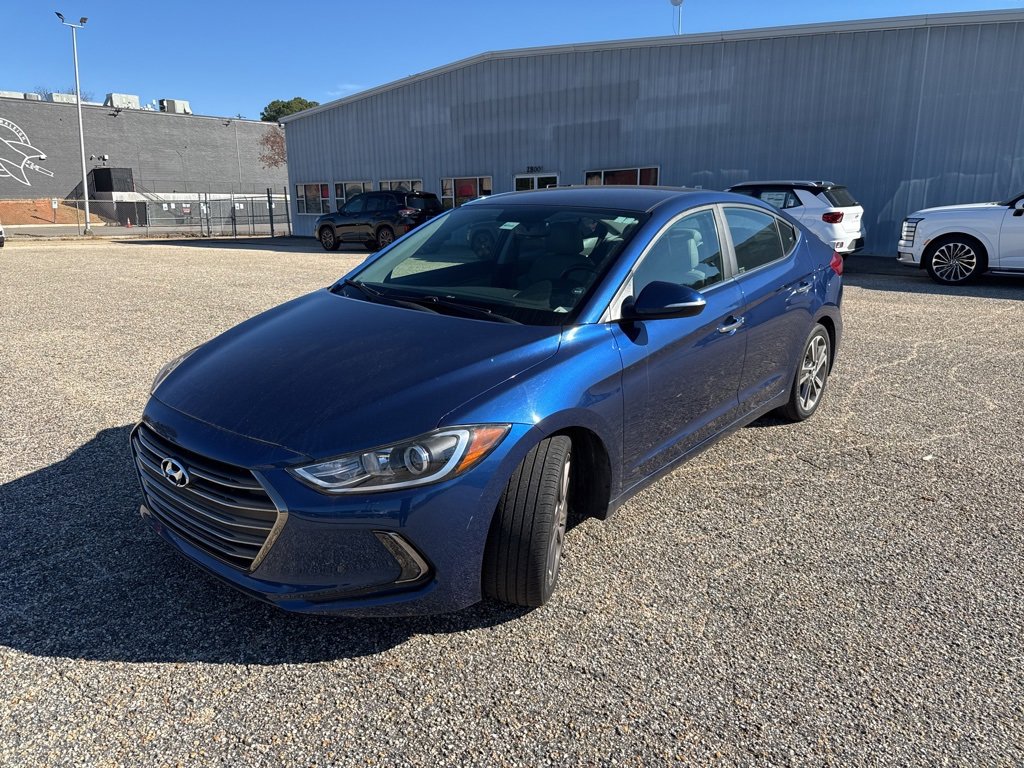 Used 2017 Hyundai Elantra Limited image 1