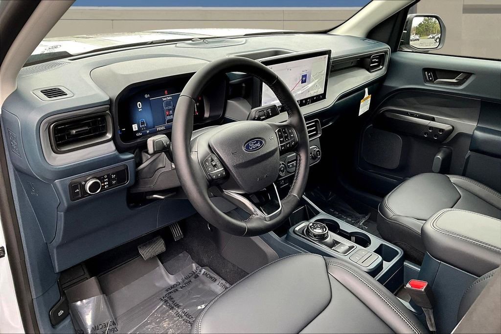 New 2026 Ford Maverick Lariat w/ Black Appearance Package image 7