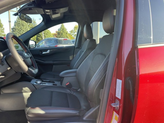 New 2025 Ford Escape ST-Line w/ Tech Pack #1 image 24