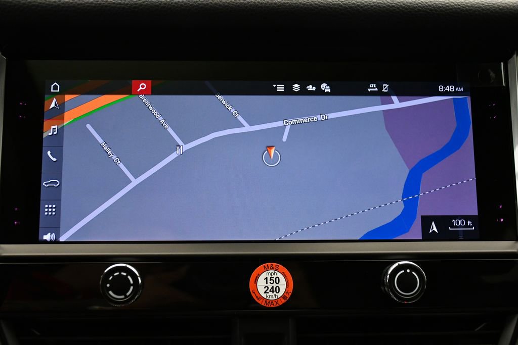 Certified 2025 Porsche Macan Turbo image 29