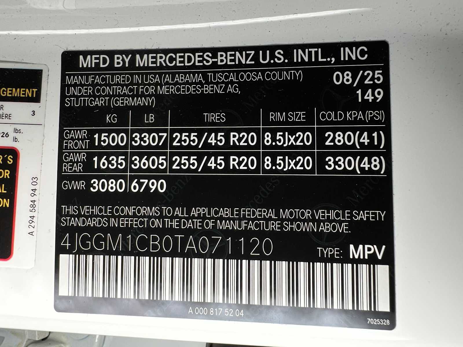 Used 2026 Mercedes-Benz EQE 320 4MATIC SUV image 44
