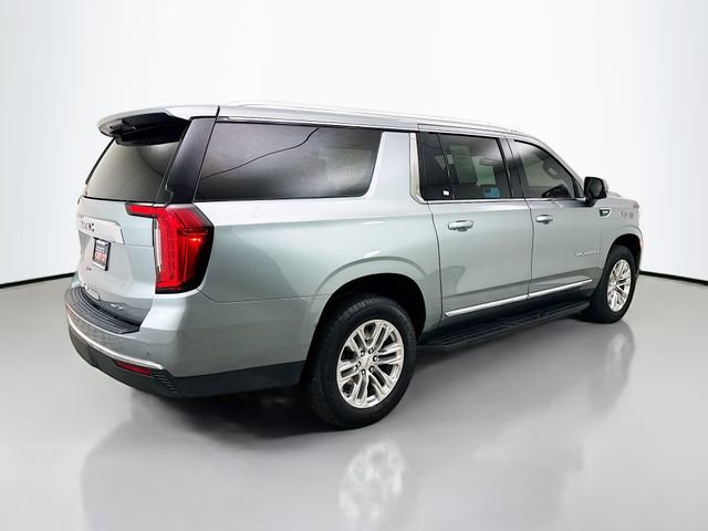 Used 2024 GMC Yukon XL SLT w/ SLT Luxury Package image 8