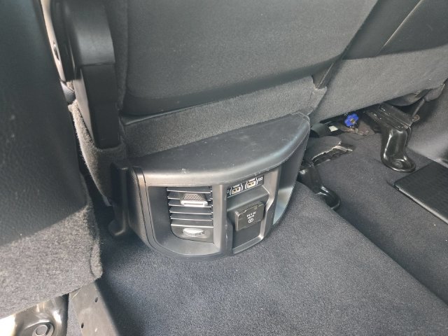 Used 2024 RAM 2500 Laramie AWD/4WD image 20