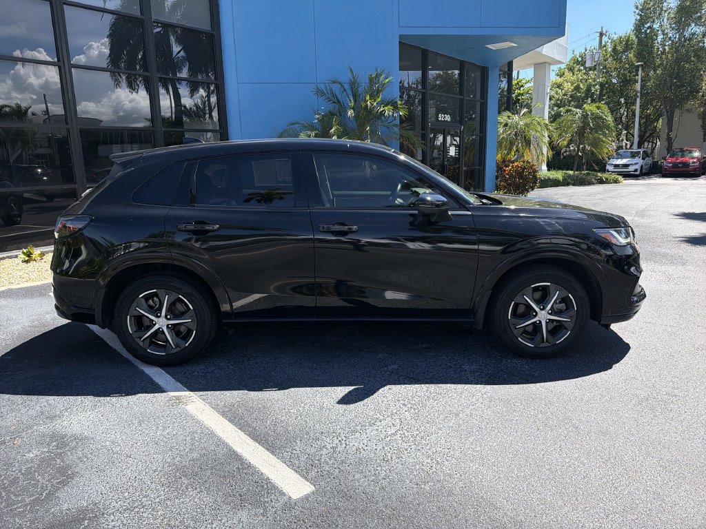 Certified 2023 Honda HR-V EX-L image 9