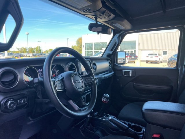 Used 2020 Jeep Wrangler Unlimited Sport image 15