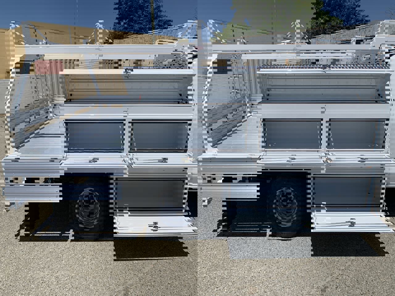 New 2025 Ford F350 XL w/ XL Chrome Package image 31