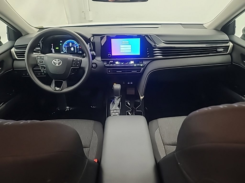 Used 2026 Toyota Camry LE FWD image 22