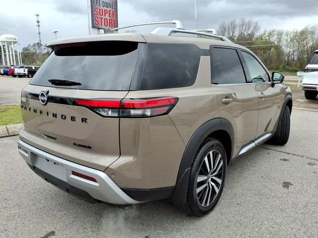 Certified 2024 Nissan Pathfinder Platinum w/ Black Appearance Package image 16
