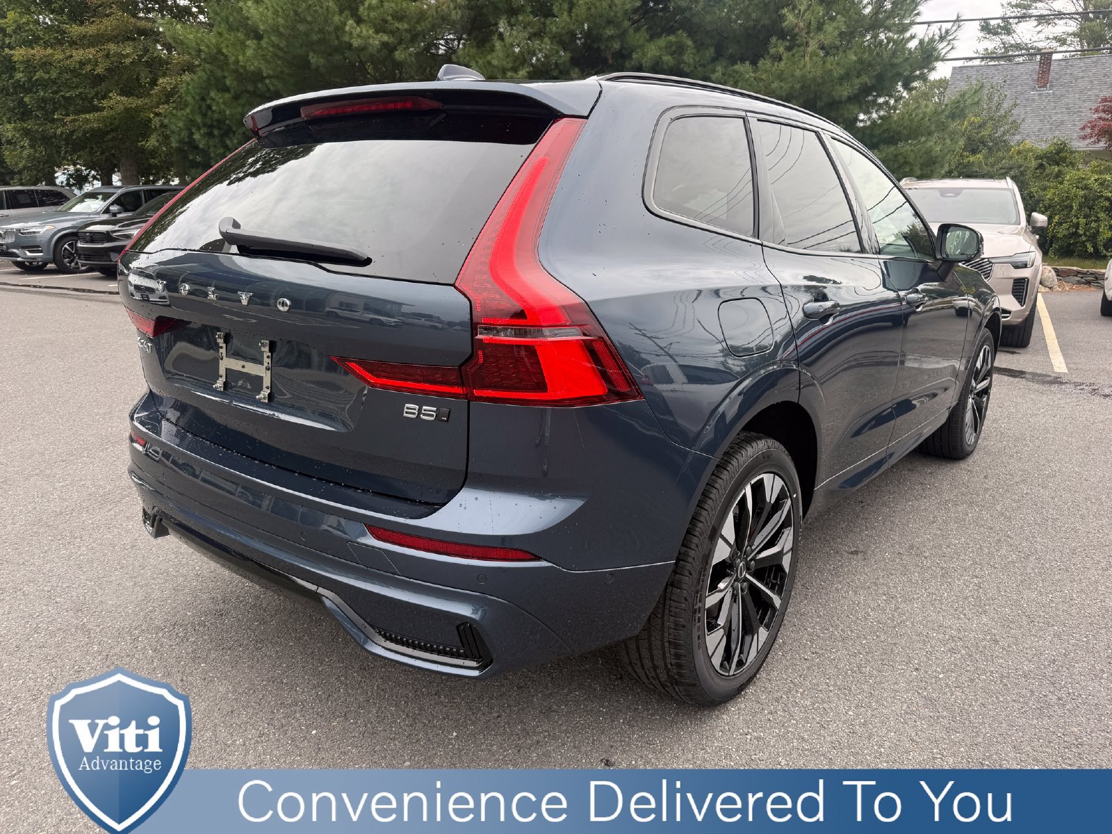New 2027 Volvo XC60 B5 Plus AWD/4WD image 8