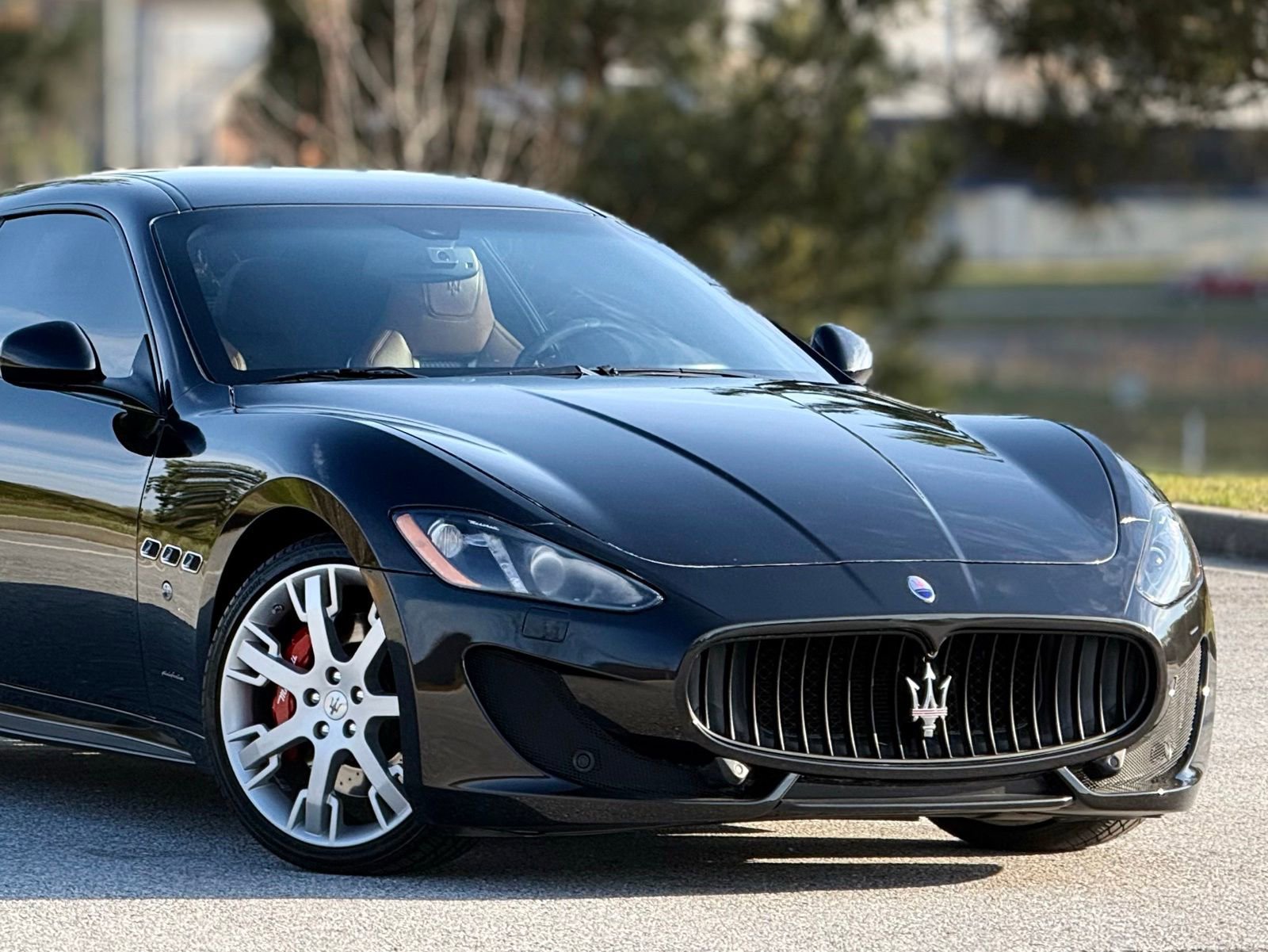 Used 2013 Maserati GranTurismo Sport image 40