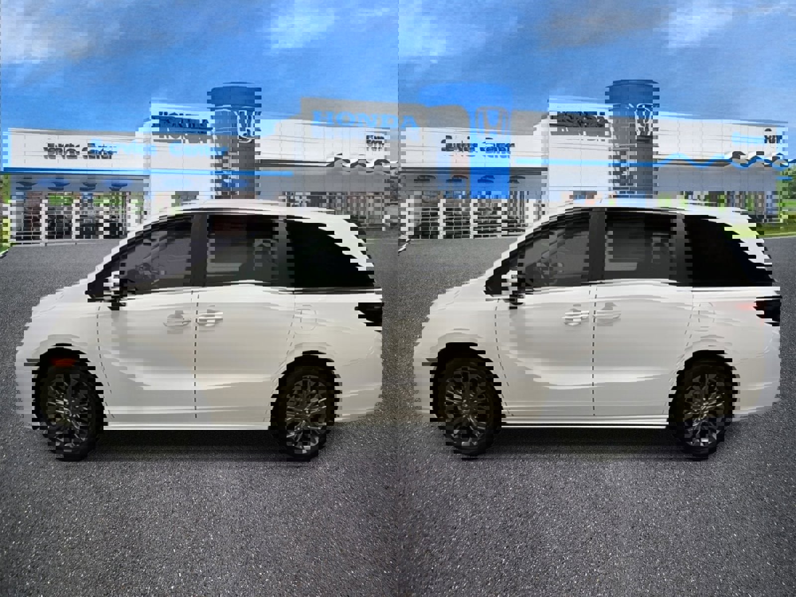 New 2026 Honda Odyssey Touring image 2