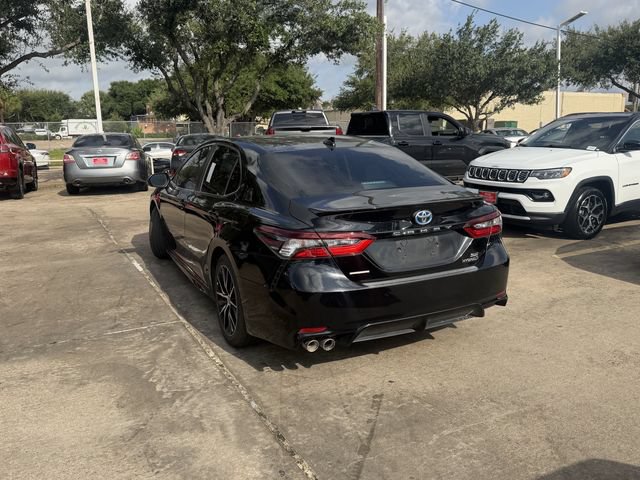 Used 2022 Toyota Camry SE FWD image 7