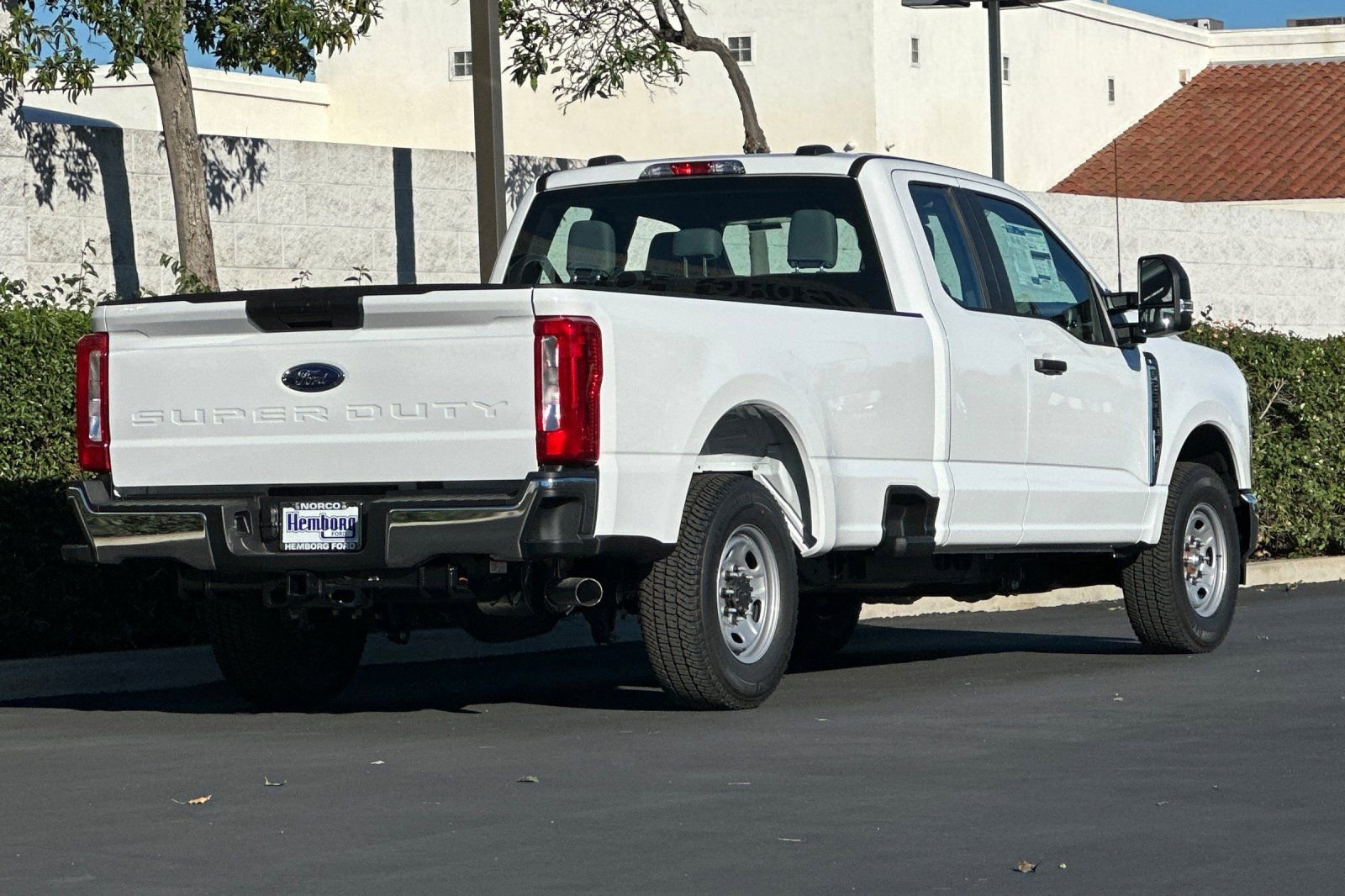 New 2026 Ford F250 XL w/ XL Chrome Package image 4