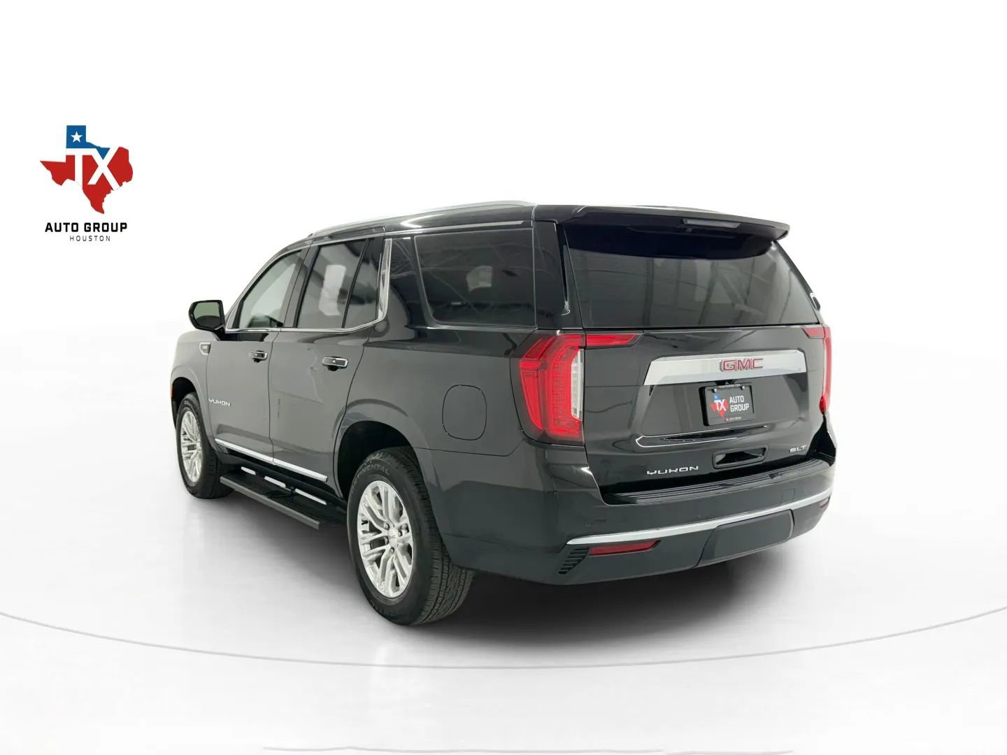 Used 2024 GMC Yukon SLT image 6