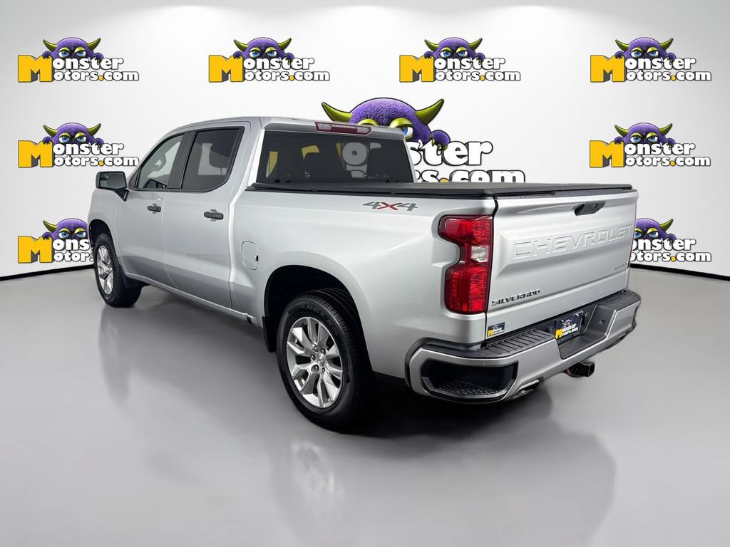 Used 2020 Chevrolet Silverado 1500 Custom w/ Custom Value Package AWD/4WD image 7