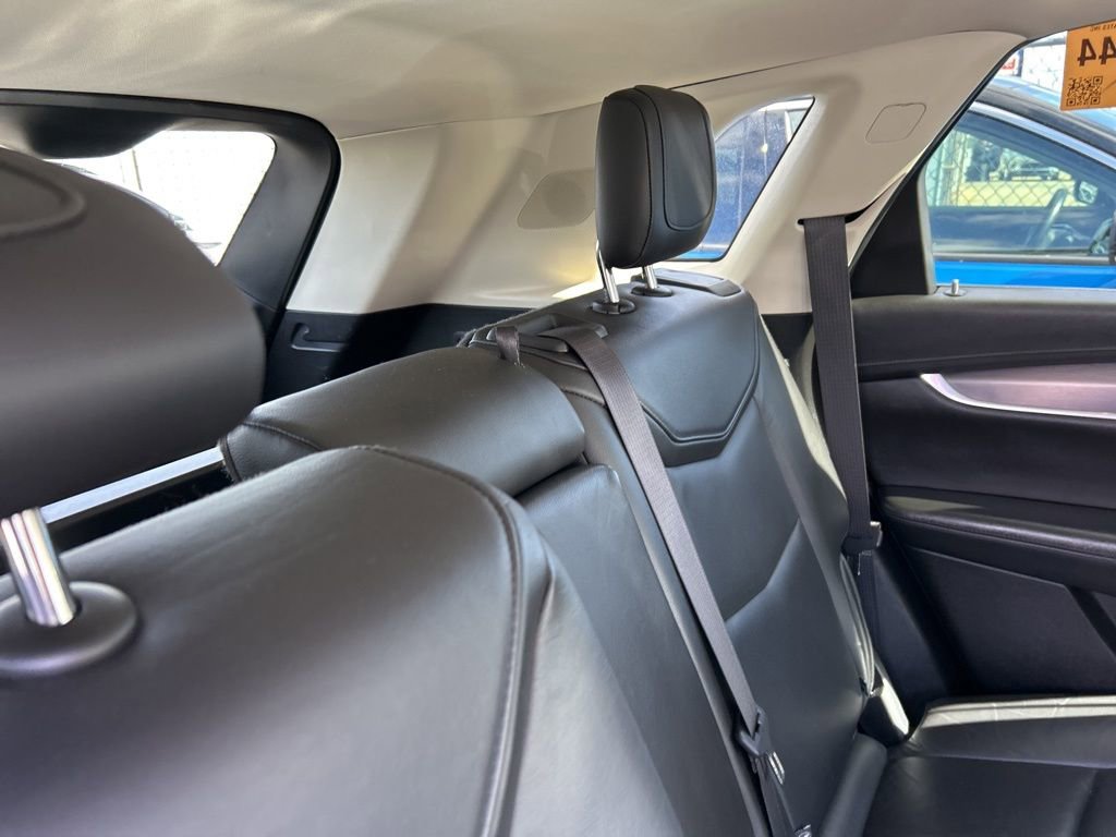 Used 2019 Cadillac XT5 Premium Luxury w/ Driver Assist Package image 11