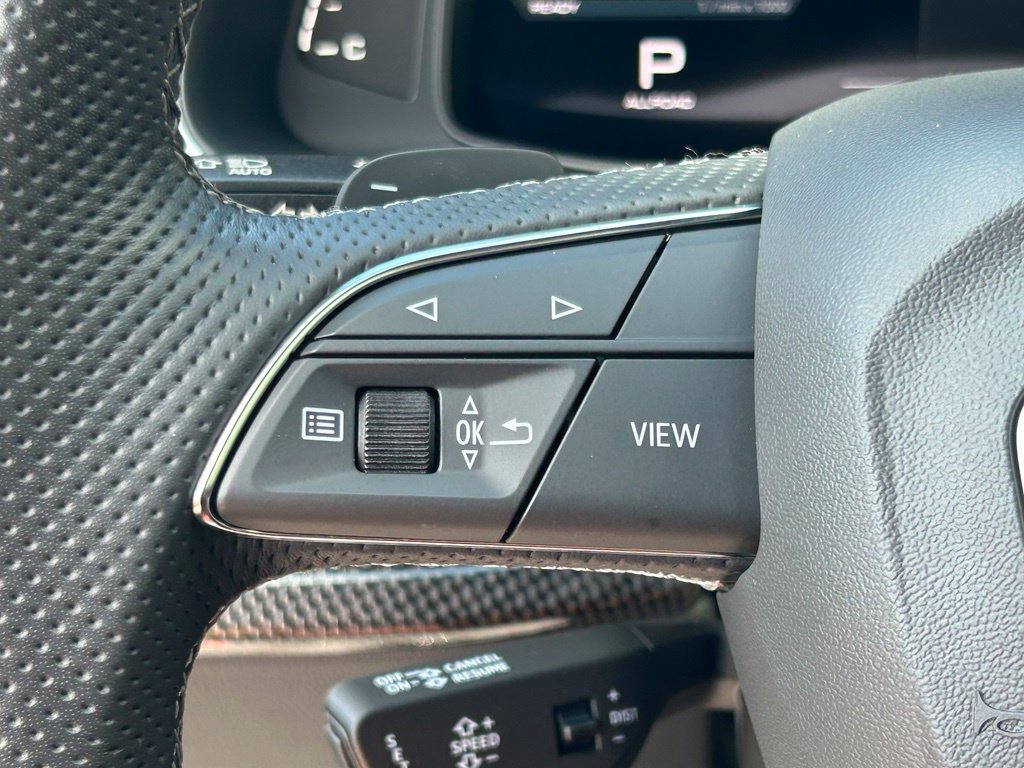 Used 2023 Audi SQ8 Prestige AWD/4WD image 22