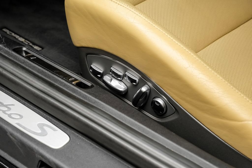 Used 2018 Porsche 911 Turbo image 29