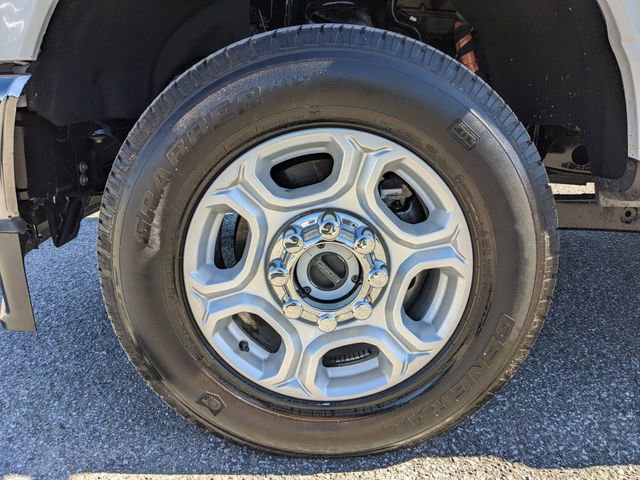 Certified 2025 Ford F250 XLT image 10