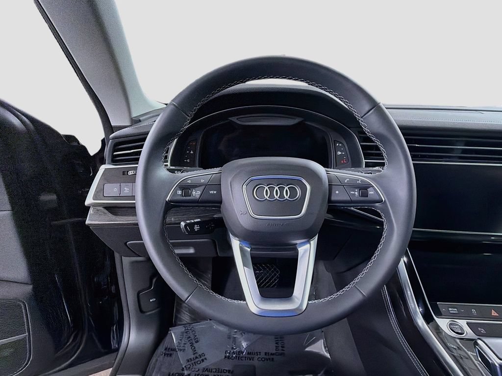 Used 2025 Audi Q8 Premium Plus AWD/4WD image 13