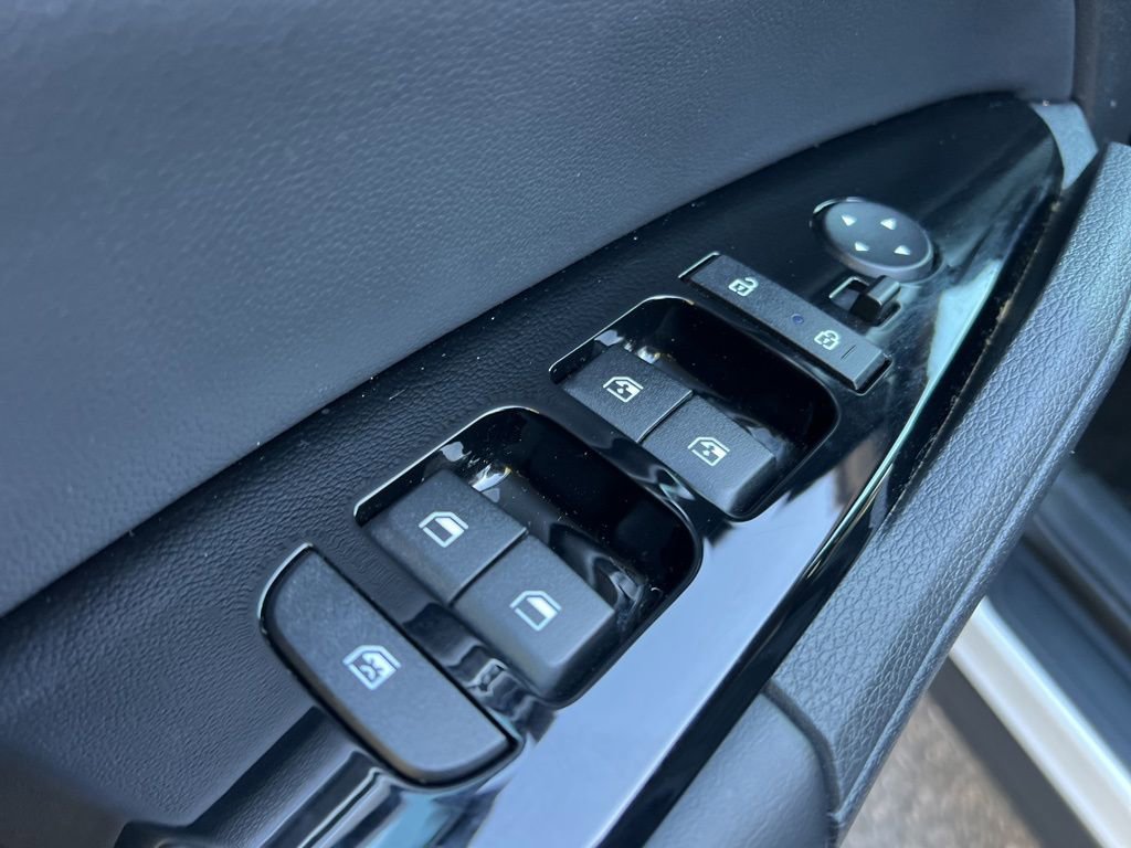 Certified 2023 Kia Sportage SX image 11