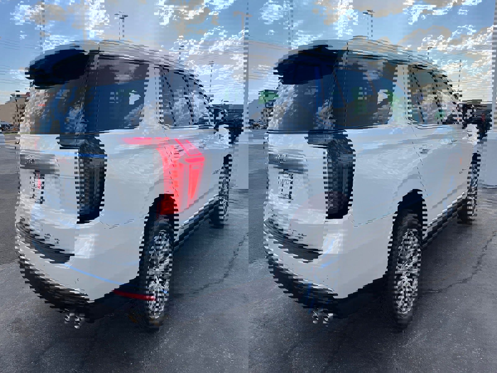 Used 2022 GMC Yukon Denali image 7