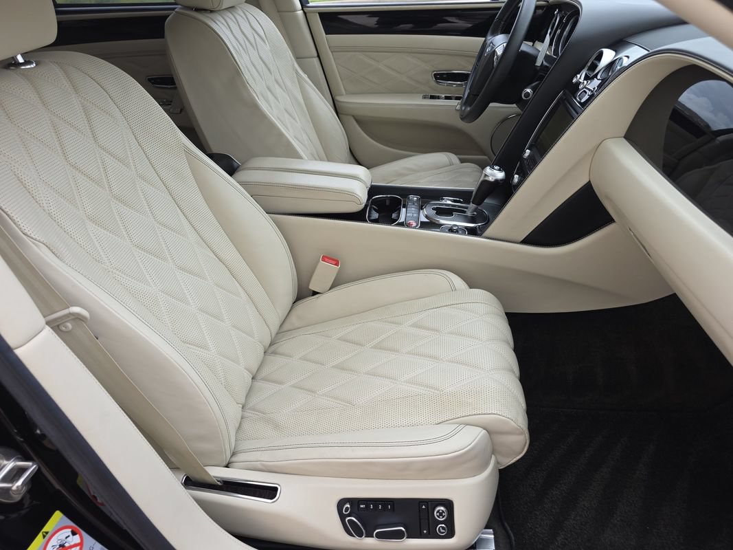 Used 2016 Bentley Flying Spur V8 AWD/4WD image 22