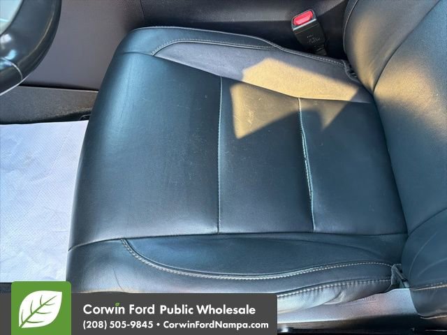 Used 2018 Toyota Highlander XLE w/ Carpet Mat Package (TMS) image 25