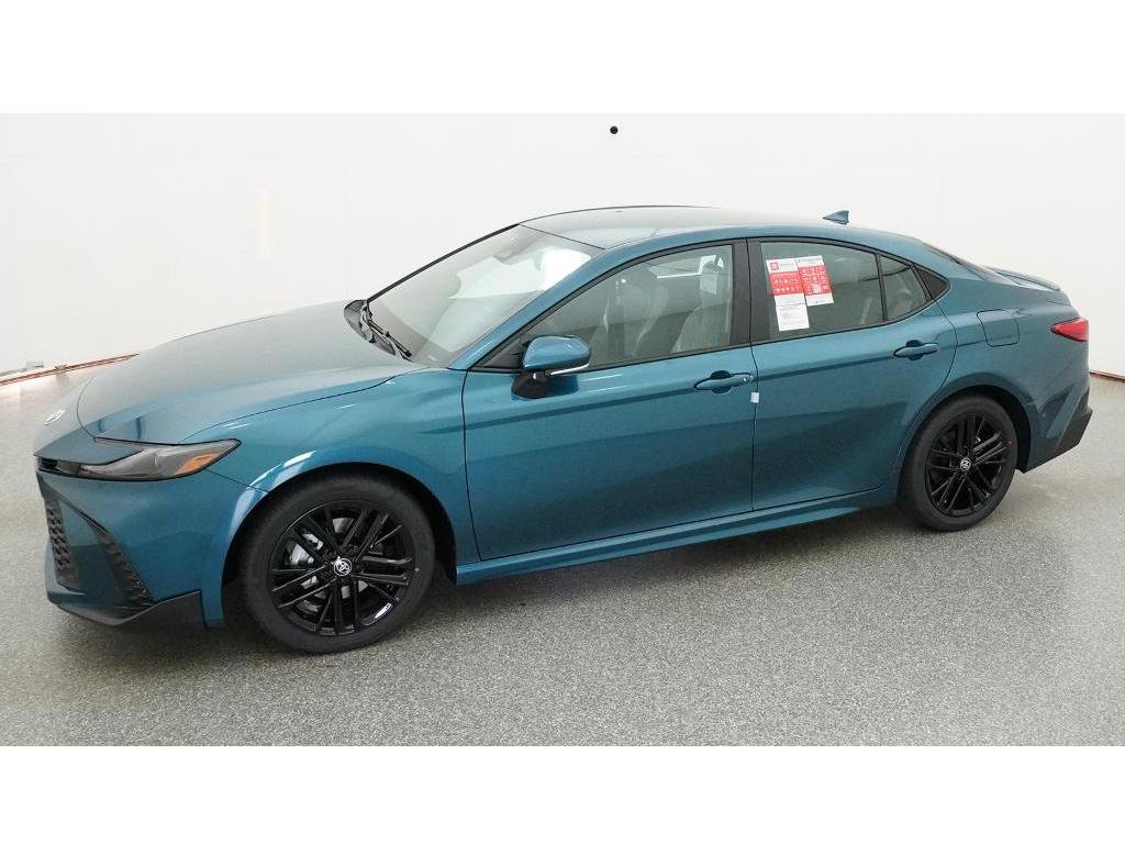 New 2026 Toyota Camry SE FWD image 2
