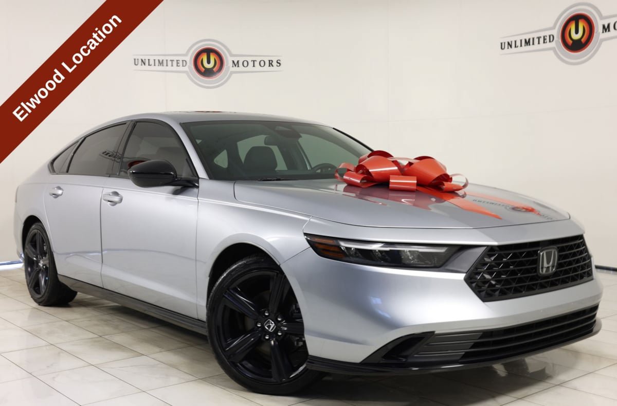 Used 2023 Honda Accord Sport image 1