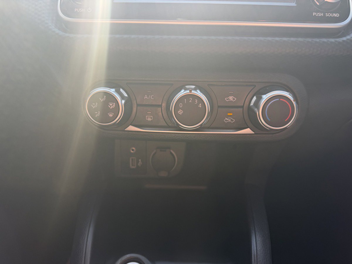 Used 2023 Nissan Kicks S FWD image 34