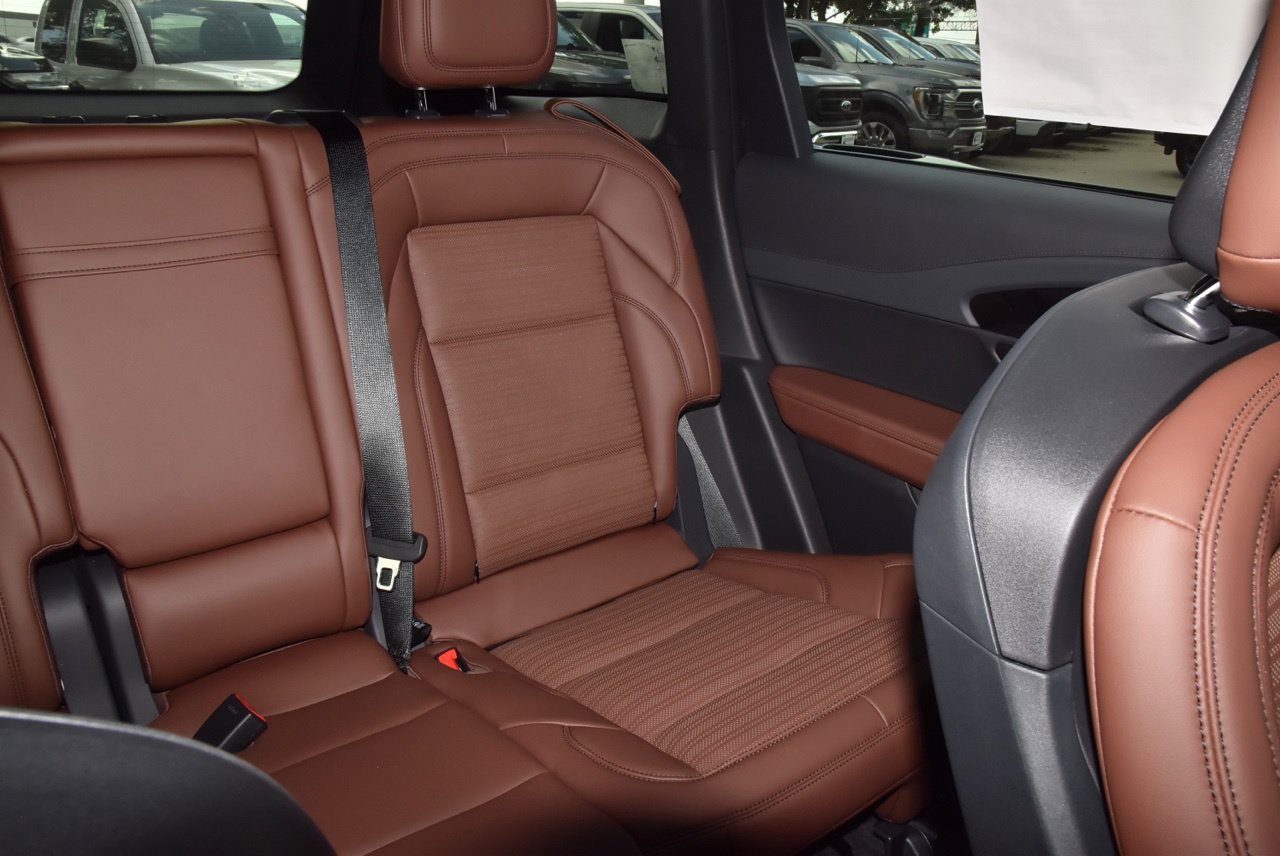 New 2026 Lincoln Nautilus Reserve AWD/4WD image 21