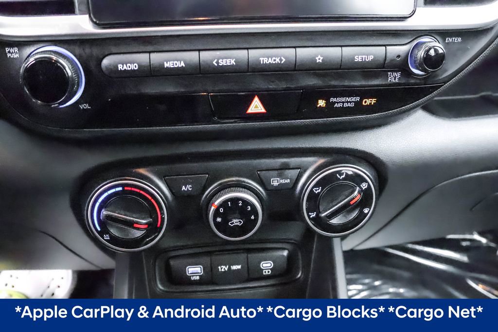 Used 2023 Hyundai Venue SE w/ Cargo Package image 9