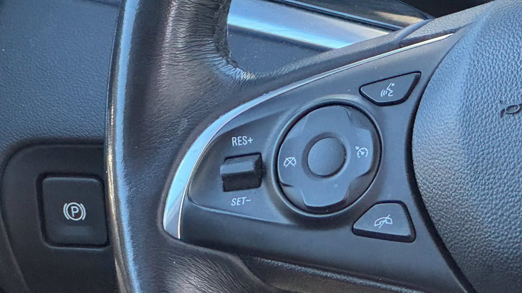 Used 2020 Buick Enclave Essence FWD image 20